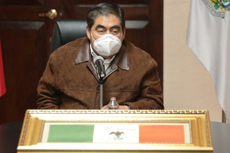 “Sí Por México” busca beneficiar nuevamente a los actores del pasado: Miguel Barbosa