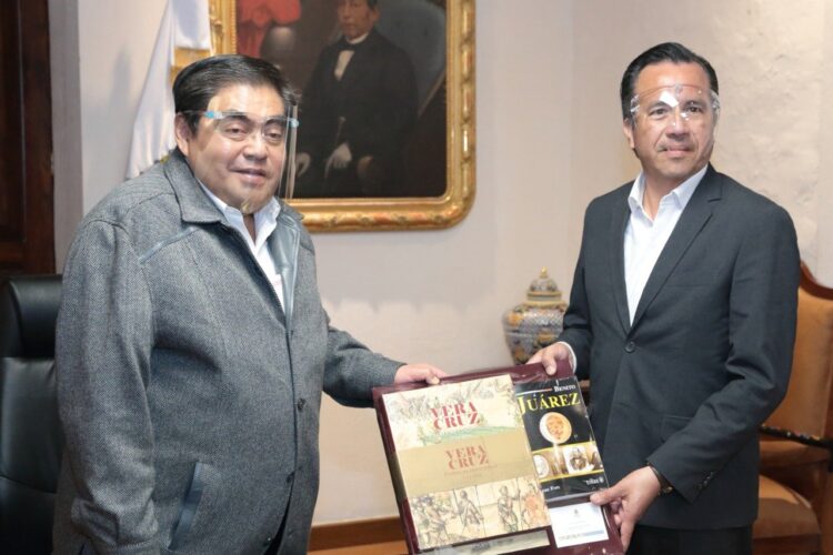 Refrendan gobernadores Miguel Barbosa y Cuitláhuac García respaldo al presidente Andrés Manuel López Obrador