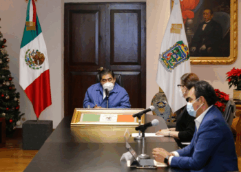 Para contener contagios, Puebla ajusta operaciones de actividades comerciales y recreativas: Miguel Barbosa