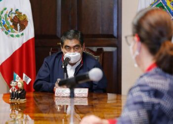 GARANTIZA BARBOSA HUERTA RESPETO A LA LIBRE MANIFESTACIÓN Y EXPRESIÓN DE LAS MUJERES