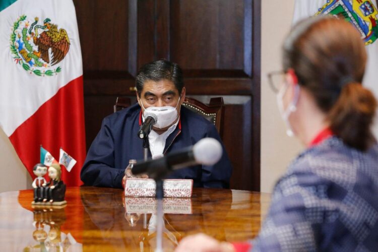 GARANTIZA BARBOSA HUERTA RESPETO A LA LIBRE MANIFESTACIÓN Y EXPRESIÓN DE LAS MUJERES
