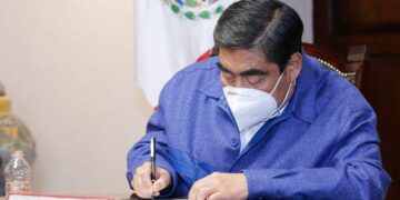CON ATENCIÓN MÉDICA, GOBIERNO DE PUEBLA RESPALDARÁ A CAPACITADORES DEL INE E IEE