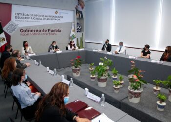 Refrenda Rosario Orozco compromiso del SEDIF con población más vulnerable