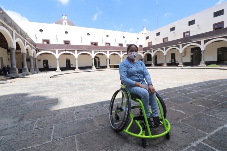 Realiza SEDIF segunda entrega de sillas de ruedas a deportistas de alto rendimiento