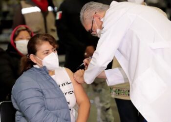 REGRESO PRESENCIAL A LAS AULAS SERÁ SEGURO, COINCIDEN MBH Y SEP FEDERAL