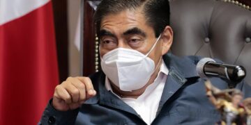 SEGURIDAD EN CENTROS DE VACUNACIÓN DE PUEBLA ESTÁ GARANTIZADA; VIGILANCIA FUE REFORZADA: MBH