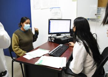 Llama Salud fortalecer acciones de prevención del cáncer de cuello uterino