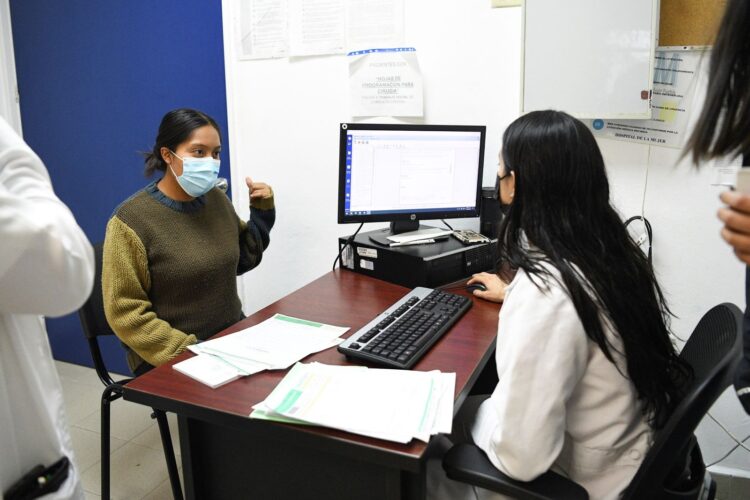 Llama Salud fortalecer acciones de prevención del cáncer de cuello uterino