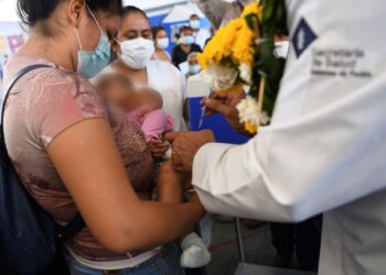 En “Martes Ciudadano”, Salud instala módulo de oncología en Venustiano Carranza