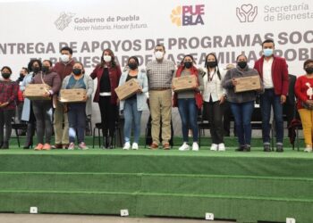 GOBIERNO DE PUEBLA SIRVE A POBLANOS CON HONRADEZ Y SIN DISTINGOS NI PRIVILEGIOS: CÉSPEDES PEREGRINA