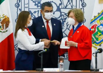 Encabeza Céspedes Peregrina inicio de la colecta de la Cruz Roja 2023 en Puebla