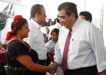 Promueve gobierno de Puebla iniciativas para fortalecer empoderamiento económico de mujeres: Sergio Salomón Céspedes