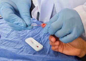 Médicos especialistas otorgan consultas ortopédicas en “Martes Ciudadano”