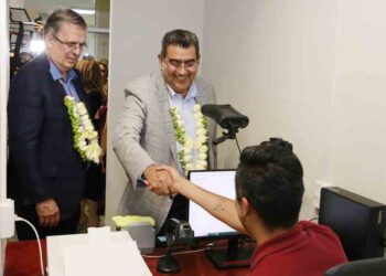 En Tepeaca, Gobernador de Puebla y el Canciller Marcelo Ebrard inauguran oficina de sre para expedición de pasaportes