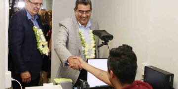 En Tepeaca, Gobernador de Puebla y el Canciller Marcelo Ebrard inauguran oficina de sre para expedición de pasaportes