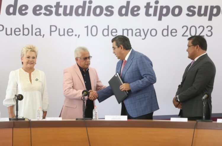 Refrenda Sergio Salomón Céspedes respaldo de gobierno estatal a instituciones de educación superior