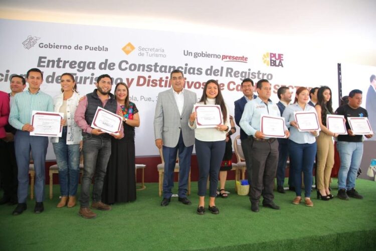 Con unidad, gobierno estatal ha puesto en alto el nombre de Puebla: Sergio Salomón Céspedes