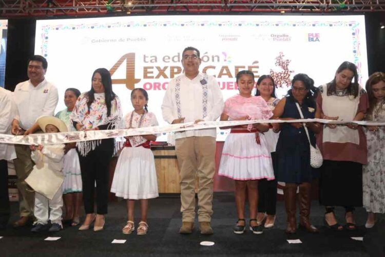 Gobierno de Puebla respalda y amplía oportunidades para sector cafetalero: Sergio Salomón Céspedes