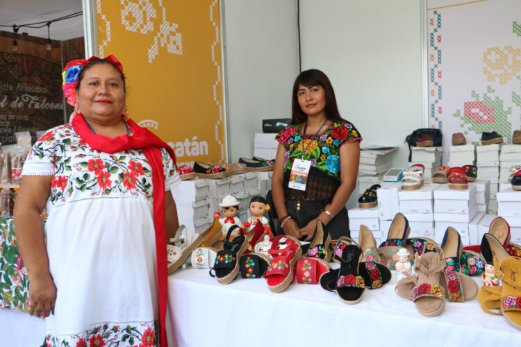 CON “YUCATÁN EXPONE”, GOBIERNO DE PUEBLA FORTALECE IDENTIDAD Y ORGULLO