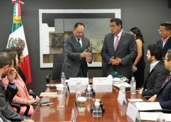 PROMUEVE GOBIERNO DE SERGIO SALOMÓN  MEZCAL POBLANO EN EE.UU.