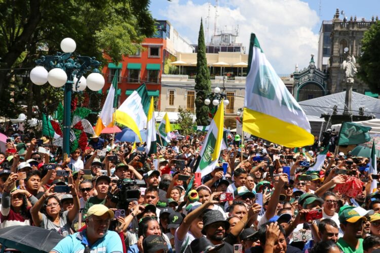 FESTEJA PUEBLA CAMPEONATO DE PERICOS; SERGIO SALOMÓN RECONOCE LABOR DEL EQUIPO