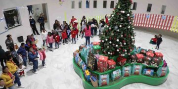 Celebran SEDIF y Gaby Bonilla posada navideña en casas de Asistencia
