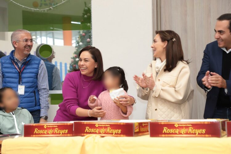 Lleva SEDIF alegría de “Día de Reyes” a casas de Asistencia