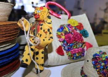 Promueven atractivos de Tehuacán y Texmelucan en Feria de Puebla