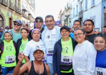 Sergio Salomón dio banderazo de salida a la segunda edición de la “Carrera por Amor al Prójimo”