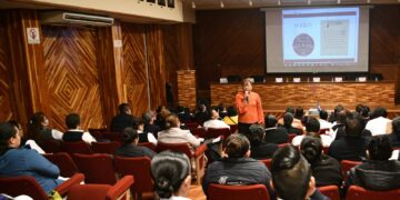 Imparte Salud taller a personal de enfermería para mejorar atención a pacientes