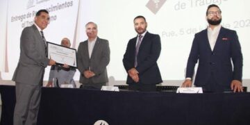 Reconoce gobierno estatal a empresas por buenas prácticas laborales