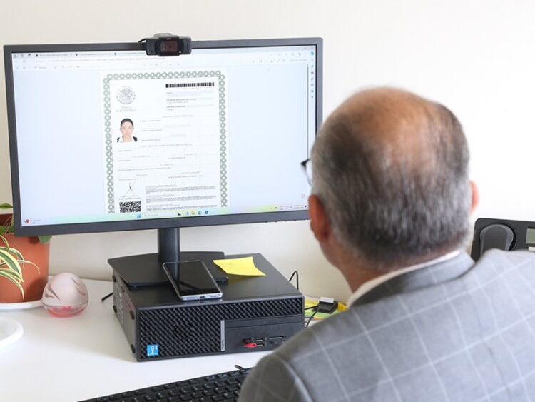 Emite SEP más de 13 mil títulos electrónicos para egresados