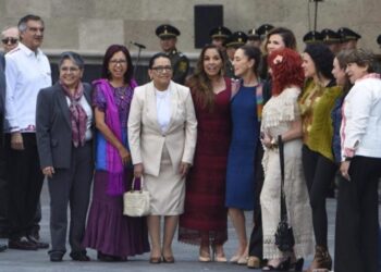 Asiste Américo Villarreal al sexto informe de gobierno del presidente López Obrador