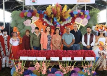 En temporada de flor de cempasúchil, gobierno de Puebla fortalece a productores