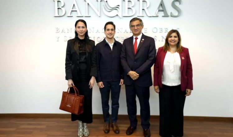 Gobernador de Tamaulipas y director de Banobras impulsan proyectos de movilidad y manejo de residuos sólidos