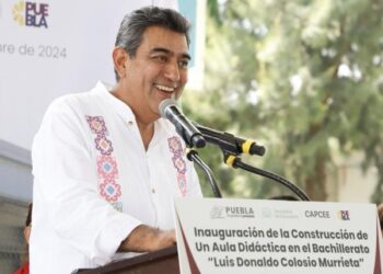 Tiene Puebla un gobierno estatal ocupado por la educación y el bienestar: Sergio Salomón