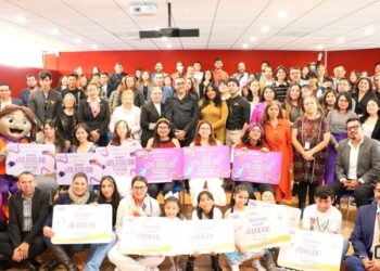 Gobierno del Estado reconoce creatividad en perspectiva de género de niñas, niños y jóvenes
