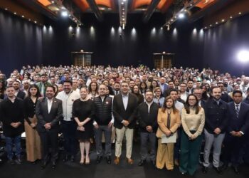 Exhorta Sergio Salomón a ayuntamientos garantizar rendición de cuentas para favorecer progreso