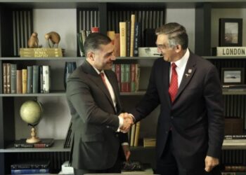 Tratan Américo Villarreal y Omar García Harfuch temas de seguridad en Tamaulipas