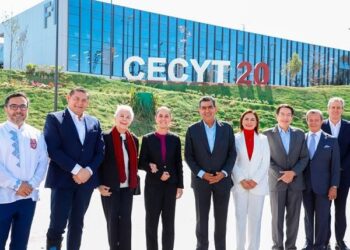 Consolidan Claudia Sheinbaum y Sergio Salomón acceso a la educación como un derecho