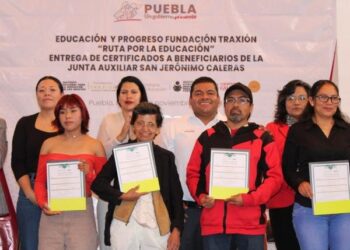 Entrega IEEA certificados de educación básica del programa “Ruta por la Educación”