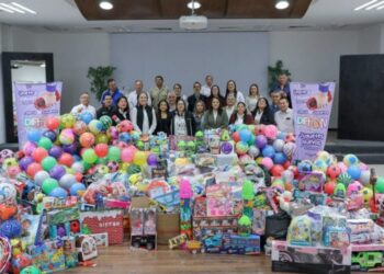 14 mil juguetes a través del DIFtón 2024