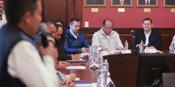 Armenta prioriza obras de la mano con municipios