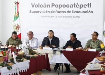 Presenta SEGOB Programa Especial para Contingencias del volcán Popocatépetl