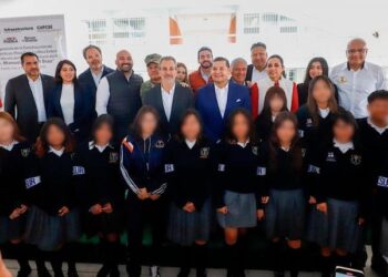 La educación se construye con mujeres y hombres visionarios: Alejandro Armenta
