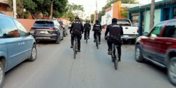 Mantiene Grupo Delfines de la Guardia Estatal proximidad en áreas naturales y comerciales