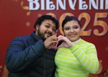 Familias poblanas disfrutan de Cena de Fin de Año organizada por Gobierno del Estado
