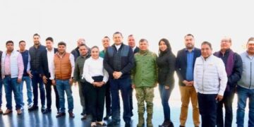Armenta, gobernador de territorio, se reúne con ediles de la región Libres-Oriental