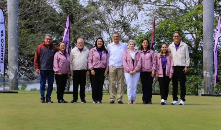 Premia gobernador Américo Villarreal a ganadores de Torneo de Golf DIF Tampico 2025
