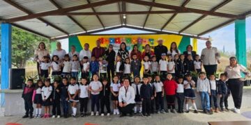 Imparten taller sobre sensibilización ambiental y forestal